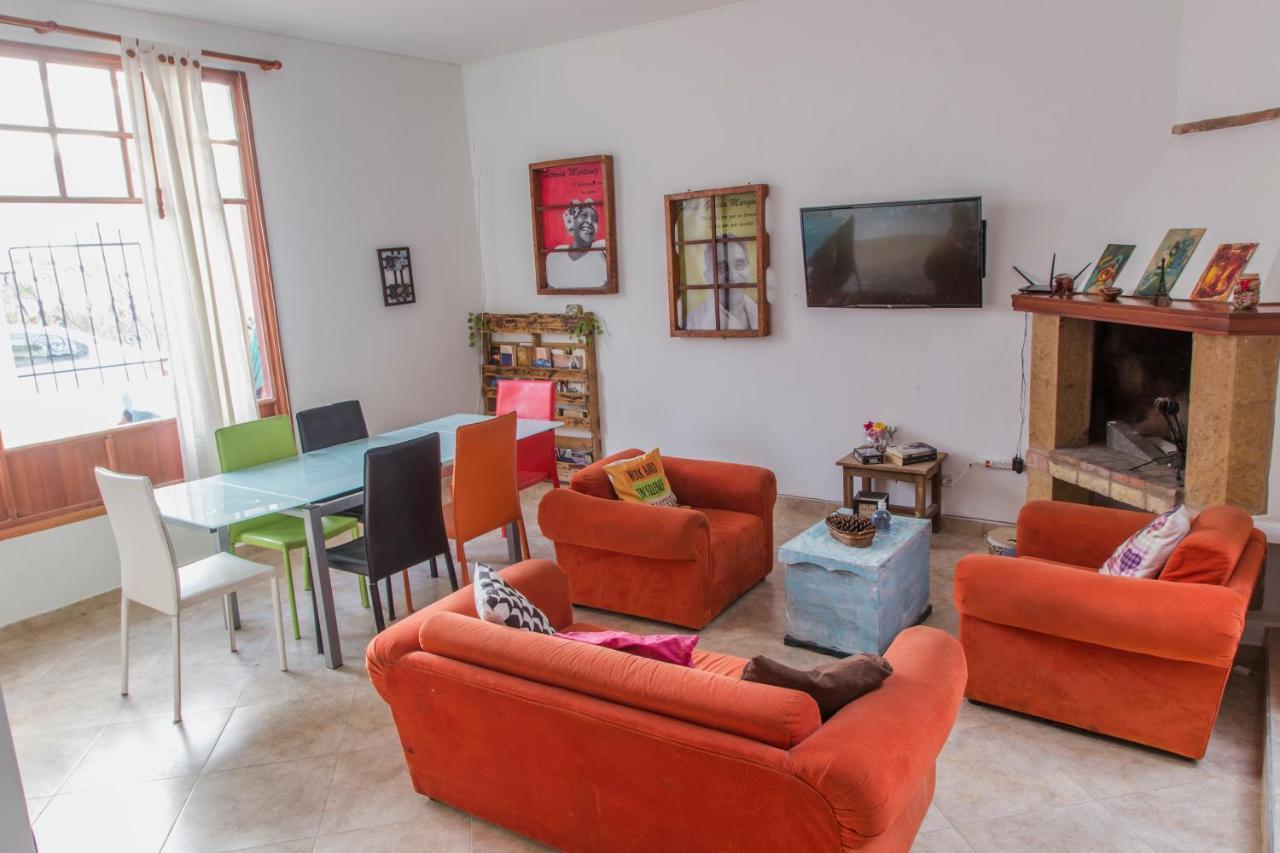 Family Host Hostel Вилья-де-Лейва Экстерьер фото