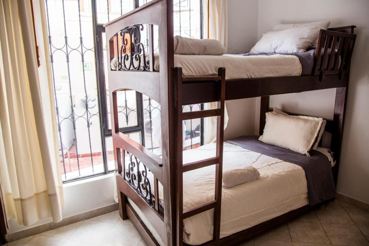 Family Host Hostel Вилья-де-Лейва Экстерьер фото