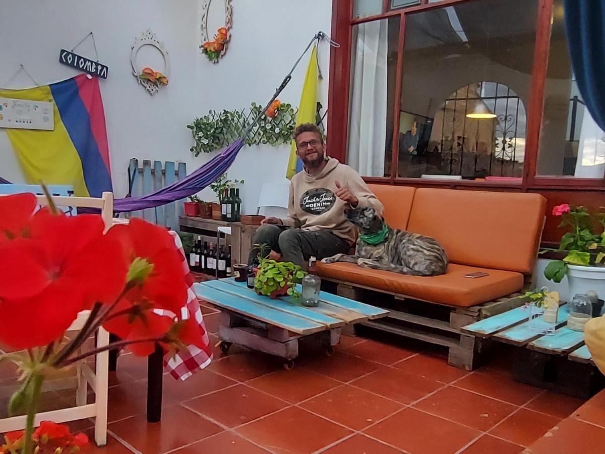 Family Host Hostel Вилья-де-Лейва Экстерьер фото