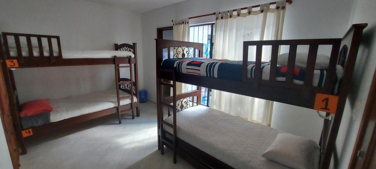 Family Host Hostel Вилья-де-Лейва Экстерьер фото