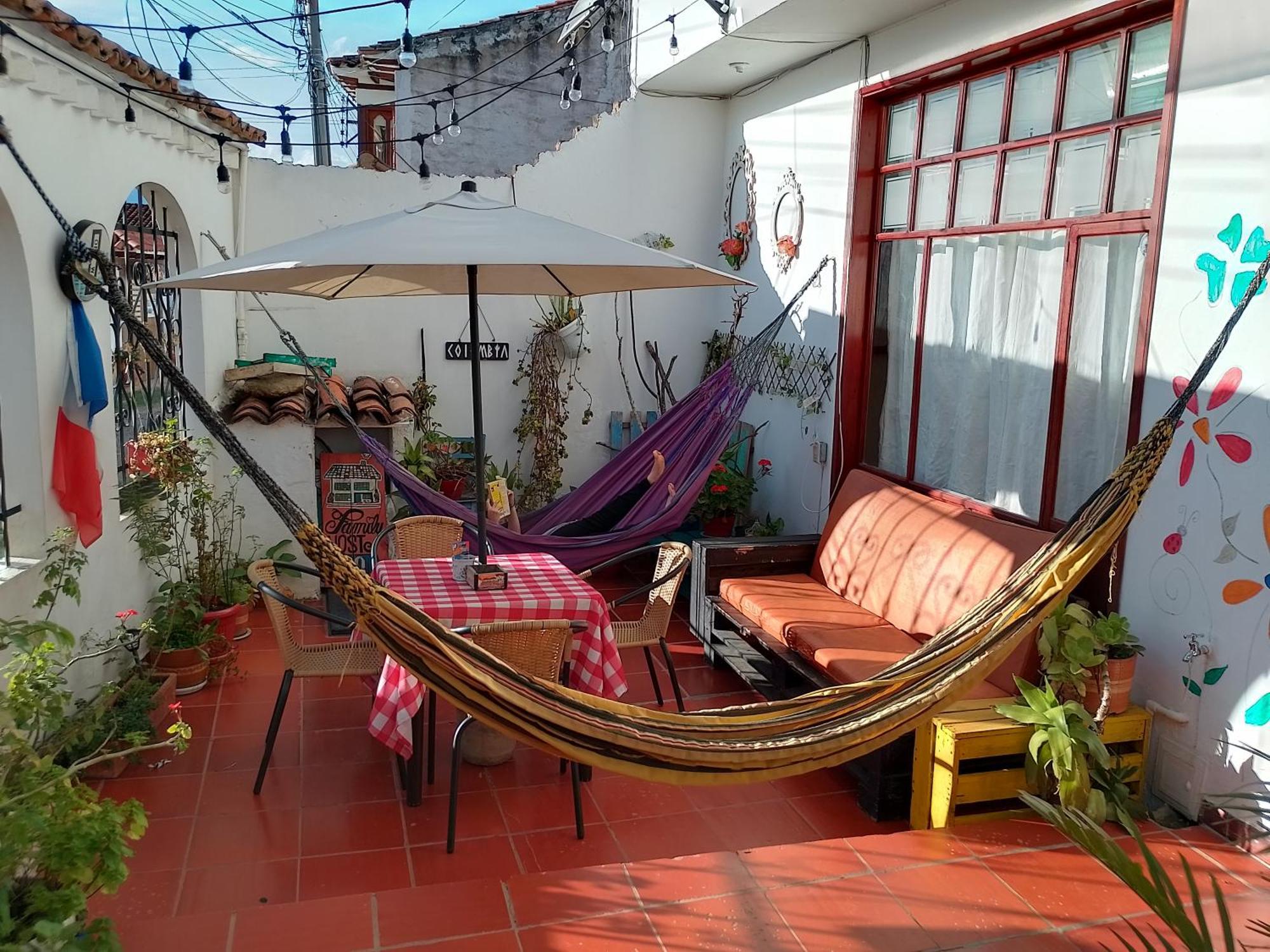 Family Host Hostel Вилья-де-Лейва Экстерьер фото