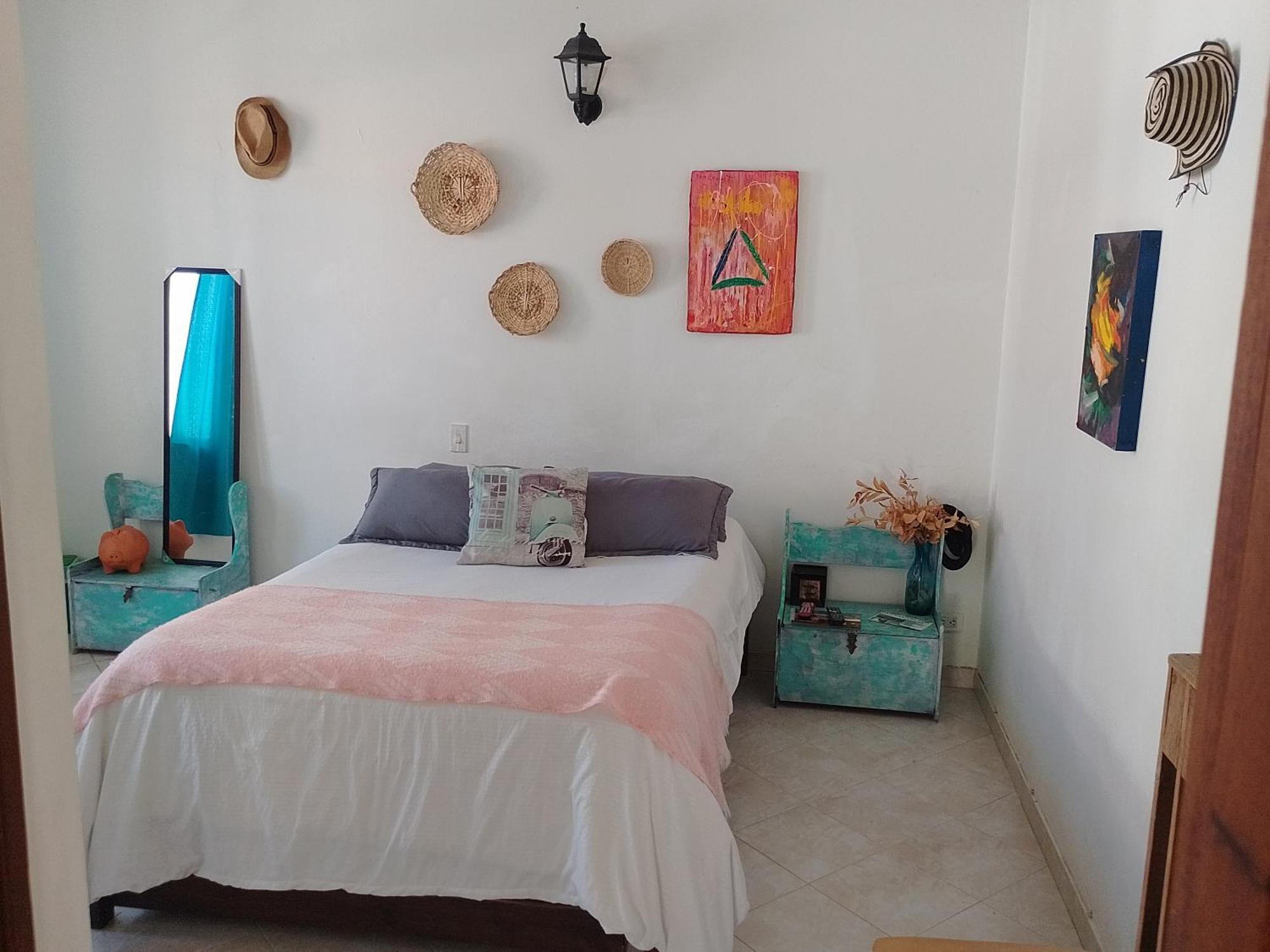 Family Host Hostel Вилья-де-Лейва Экстерьер фото