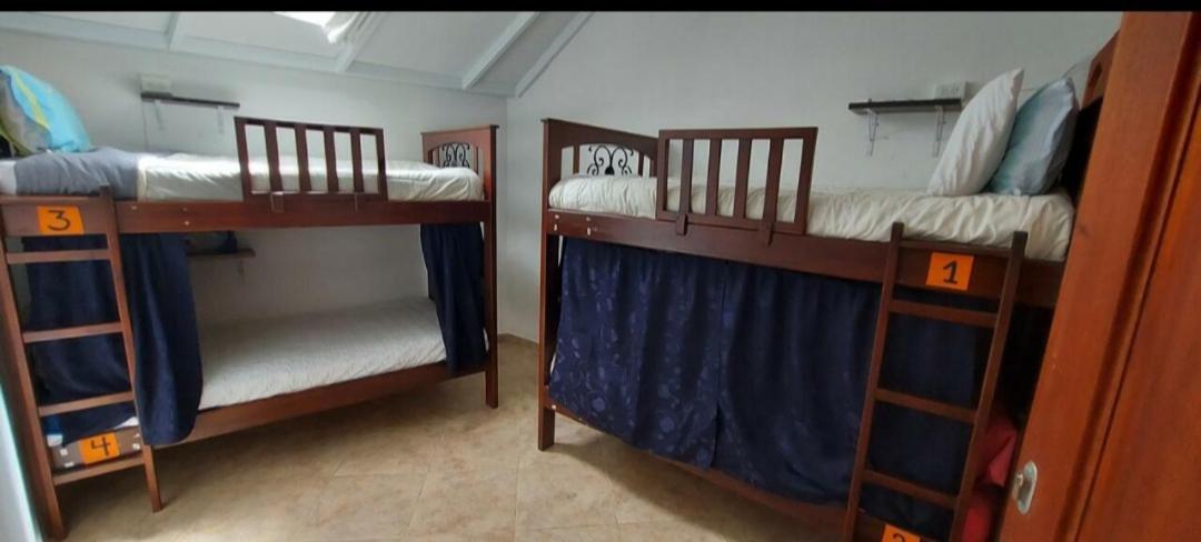 Family Host Hostel Вилья-де-Лейва Экстерьер фото